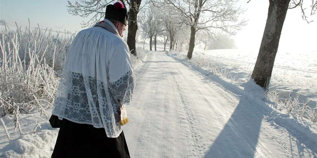 Ile dać księdzu po kolędzie?