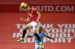 Derby Manchesteru bez emocji i goli. Krótki występ Kamila Grosickiego