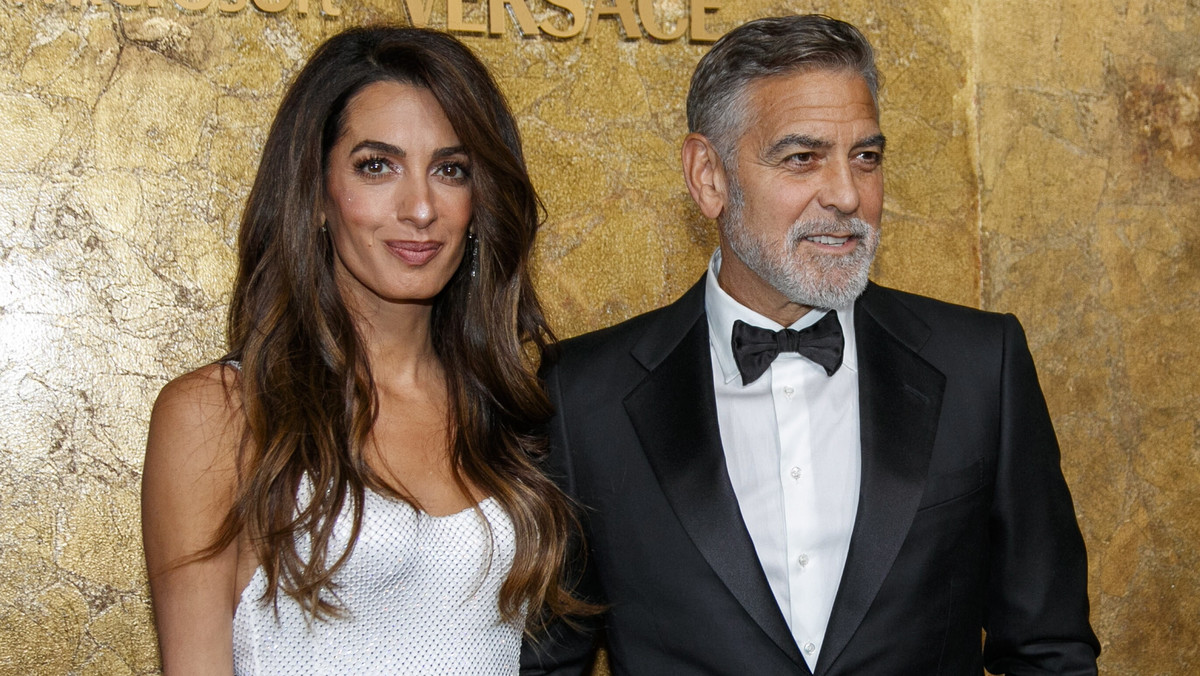 Amal i George Clooneyowie na imprezie The Clooney Foundation for Justice w Nowym Jorku