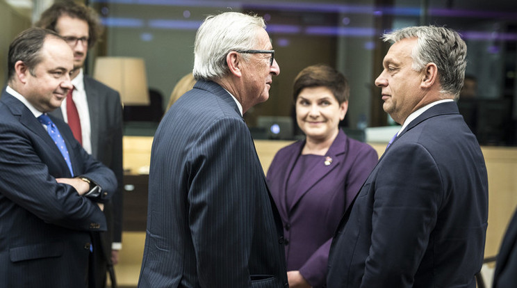 Jean-Claude Junckerés Orbán Viktor egy korábbi, közös képen /Fotó: MTI