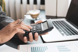 Obniżka składki zdrowotnej dla przedsiębiorców. Trojanowski: To fatalna wiadomość dla systemu