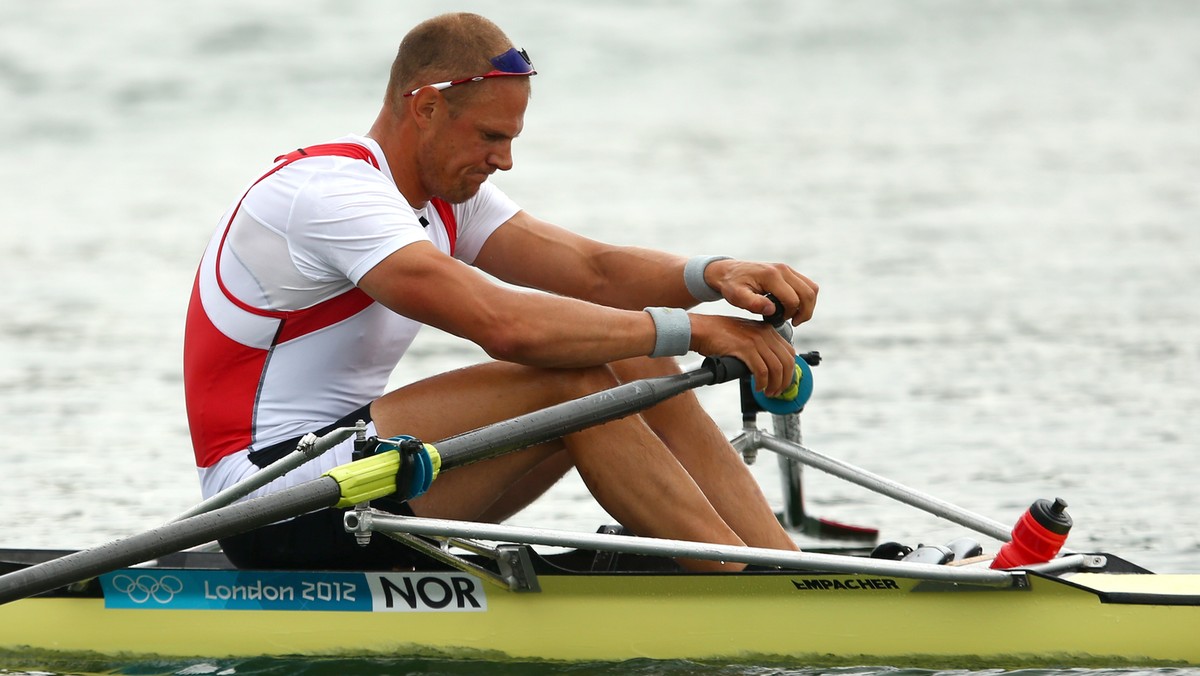 Olaf Tufte, norweski wioślarz i medalista olimpijski, miał ostatnio "mały" wypadek. Norweg, który ma na swoim koncie wiele sukcesów (dwa razy wywalczył olimpijskie złoto w wioślarskiej jedynce), odrąbał sobie kawałek stopy.