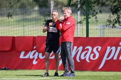 Panie Boniek, czas uderzyć się w pierś. Sousa miał być top, a jest flop