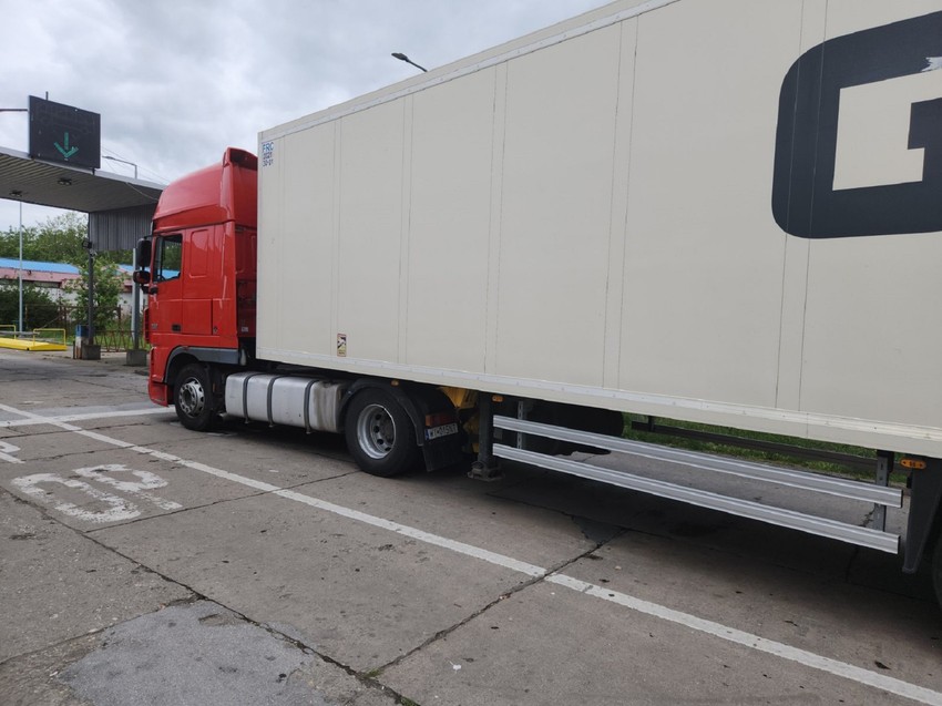 Carinicima i policajcima vozač je rekao da vraća prazan kamion