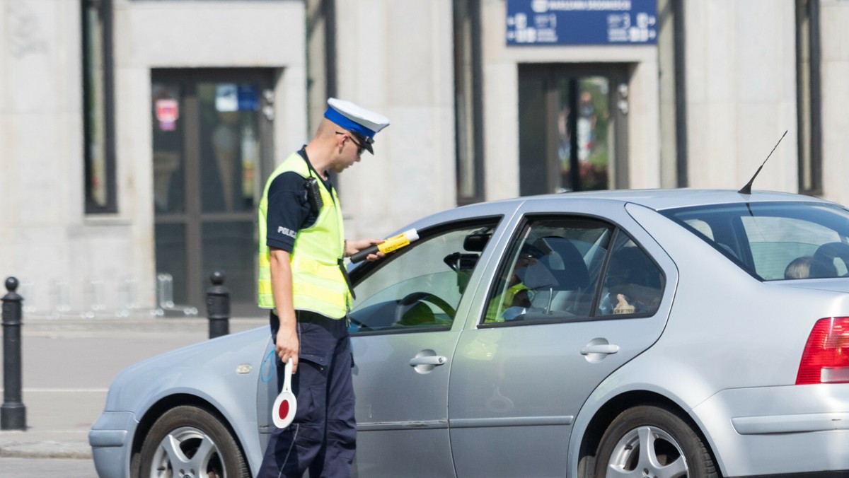 Sam podjechał do patrolu policji. Szczerze przyznał, że jest pijany