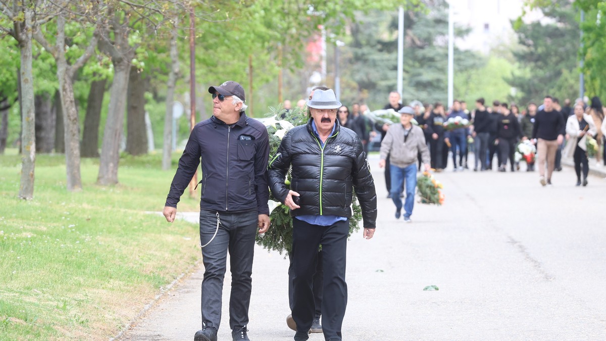Sahrana Saše Katančića Novo Groblje