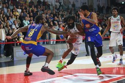 Mistrz Polski pod ścianą. Legia Warszawa o krok od półfinału