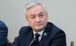 'Odjaniepawlanie' ulic i szkół? Biedroń: Nie podoba mi się upokarzanie wizerunku papieża