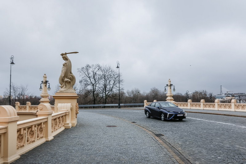 Toyota Mirai w Warszawie