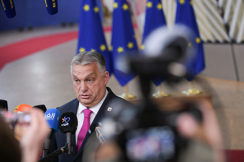 Premier Węgier Viktor Orban na szczycie Rady Europejskiej, na którym zawetował przekazanie Ukrainie wsparcia finansowego, 14 grudnia 2023