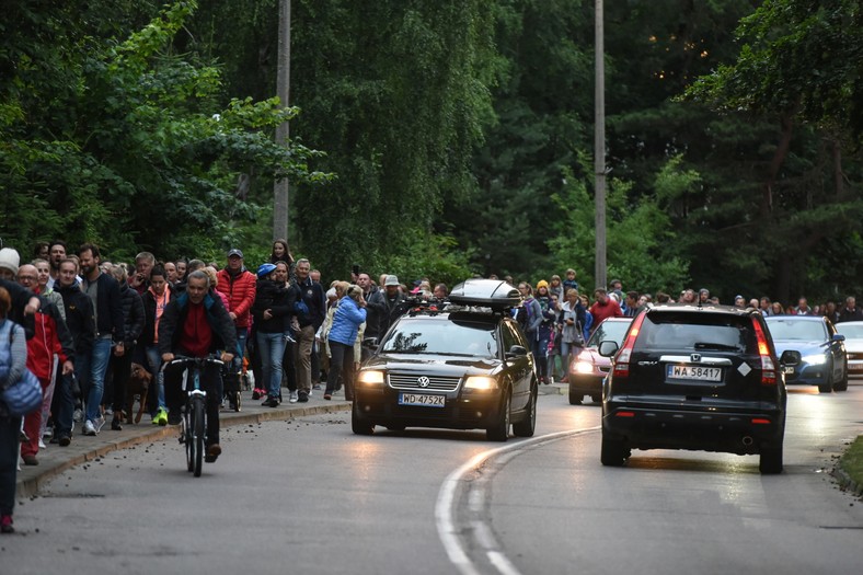 Marsz przed siedzibę prezydenta Dudy na Helu