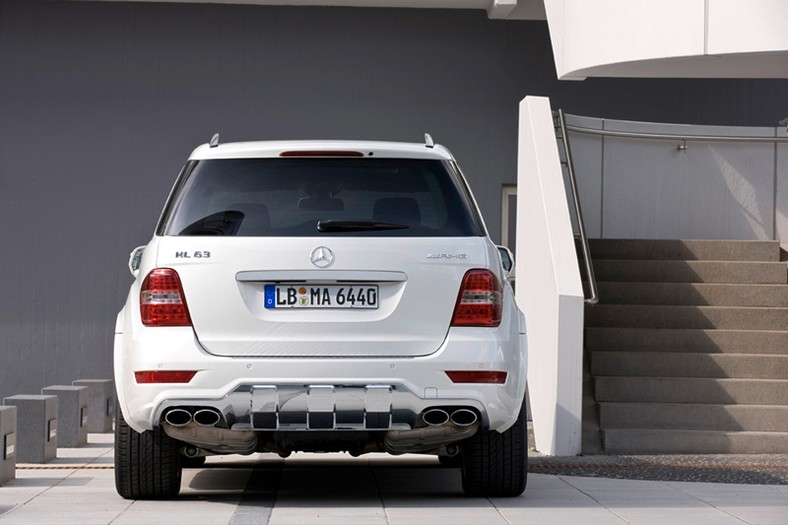 Mercedes ML63 AMG po minimalnym liftingu