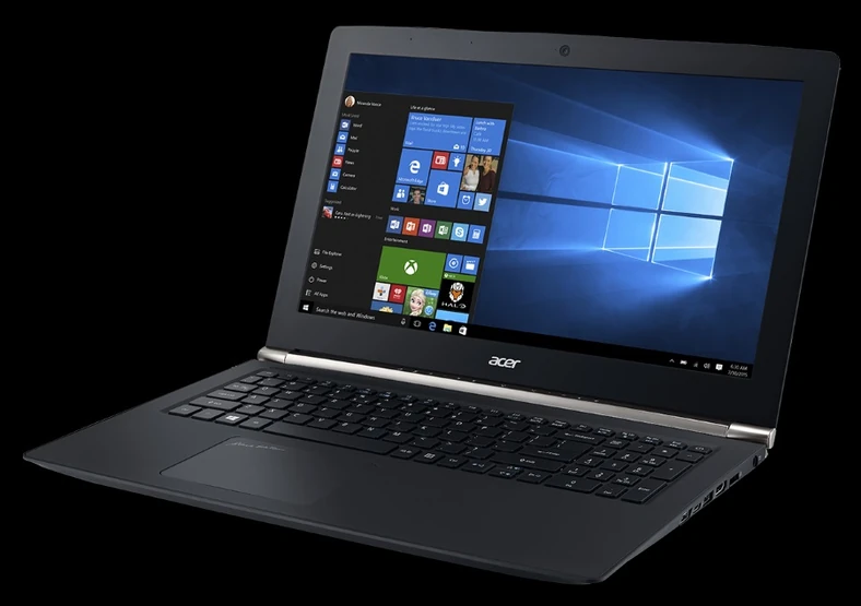 Acer to szybki i elegancki laptop, który nie błyska czerwienią lub zielenią, ale w grach sprawdzi się równie dobrze, co Y700