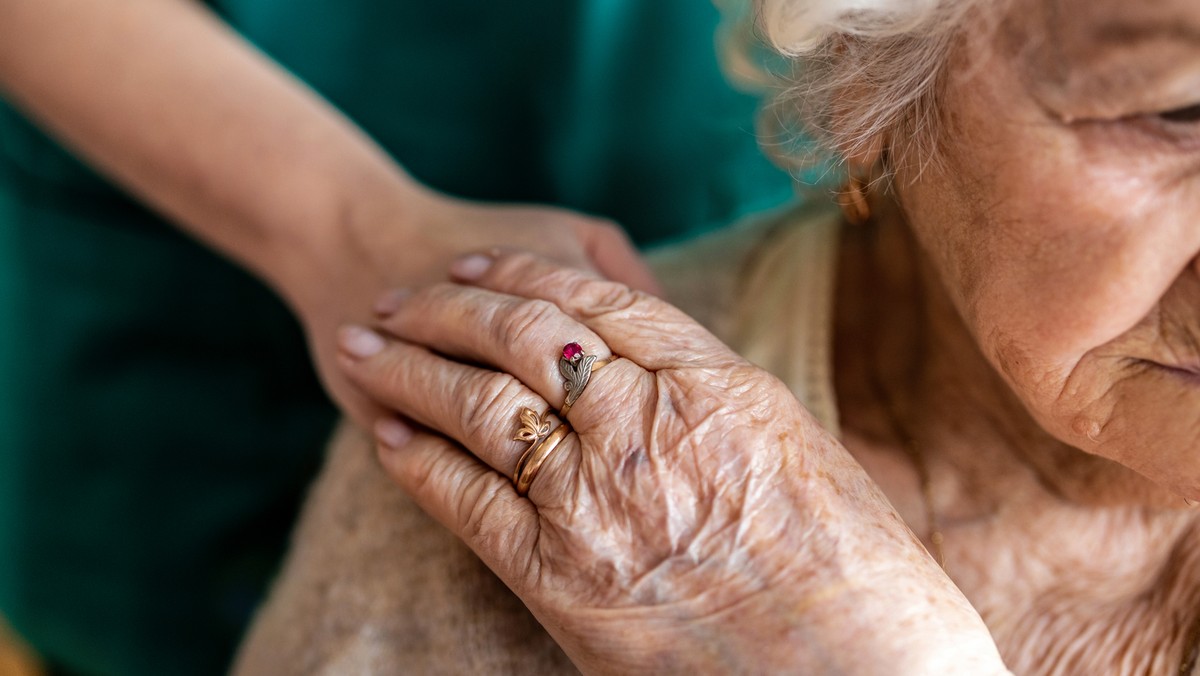 Pierwsze oznaki demencji i Alzheimera wykrywamy nawet 20 lat wcześniej 