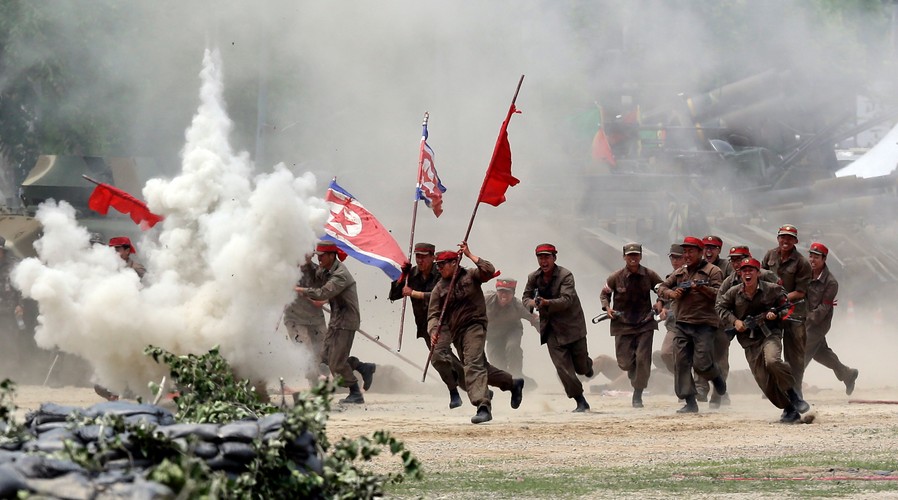 Koreańska wojna 1950-1953. Inscenizacja bitwy pod Chuncheon
