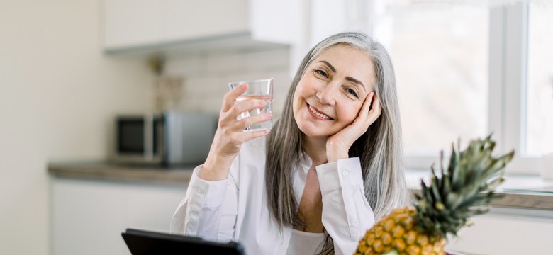 Obniża cholesterol i chroni przed cukrzycą. Seniorzy powinni jeść jednego dziennie