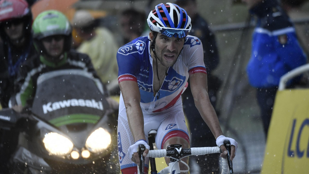 Thibaut Pinot (FDJ) marzył o zwycięstwie na dziewiątym etapie Tour de France z metą w Andorre Arcalis. Na ostatnim podjeździe Francuzowi zabrakło jednak sił i ukończył dzień na szóstym miejscu. Na pocieszenie pozostaje mu koszulka najlepszego górala, którą odebrał w niedzielę Rafałowi Majce (Tinkoff).