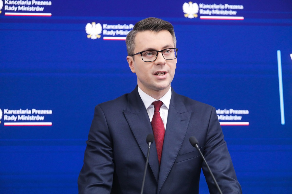 Rzecznik prasowy rządu Piotr Mueller