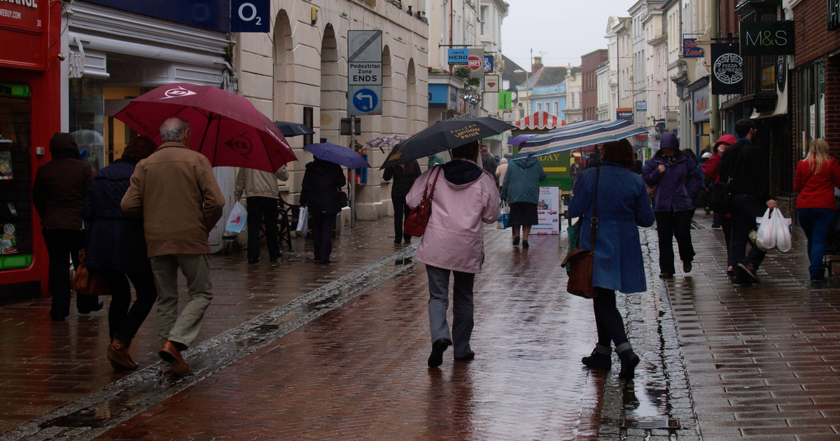 UK retail sales slump 1.1% as Budget uncertainty hits spending