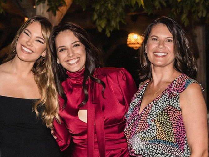 Tamara, Marina i Stela Ćosić