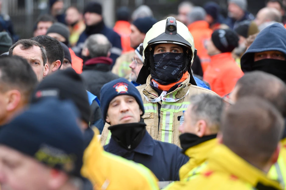 Protest vatrogasaca i radnika vanrednih službi u Belgiji - Brisel