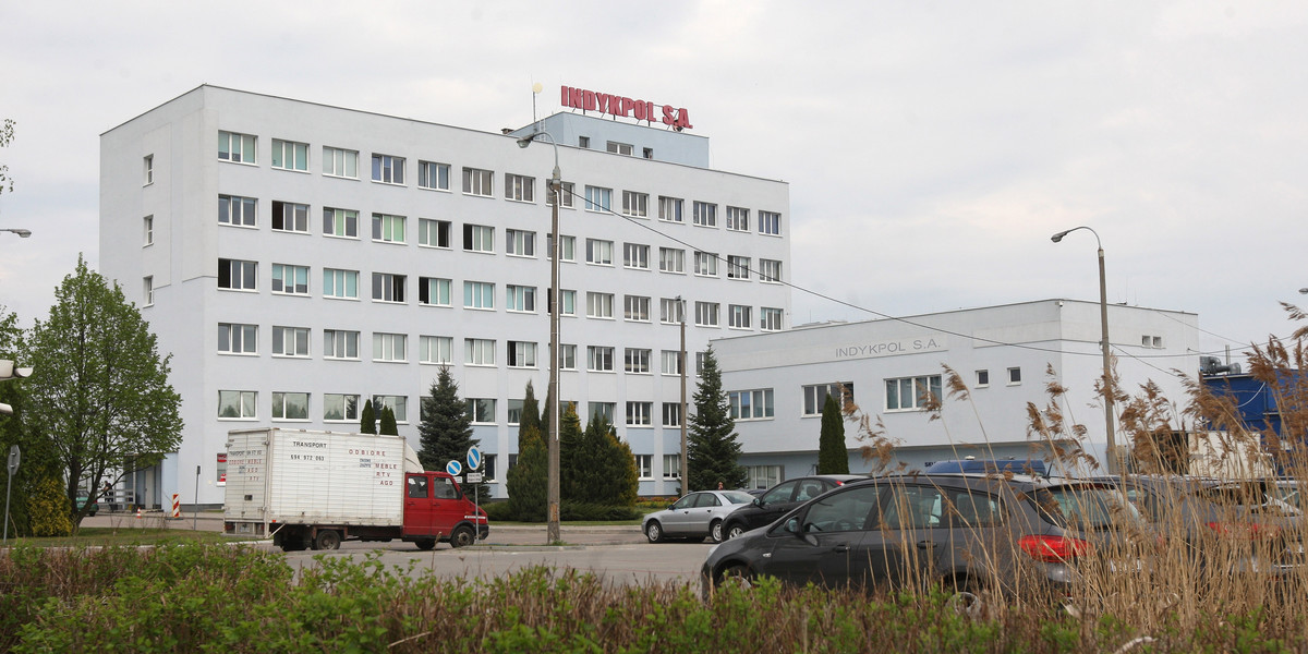 Wyciek amoniaku w zakładach drobiarskich Indykpol w Olsztynie. 18 osób trafiło do szpitala