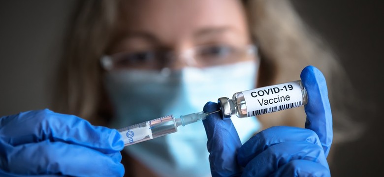 Dwie dawki szczepionki chronią przed tzw. długim COVID-19. Wyniki badań