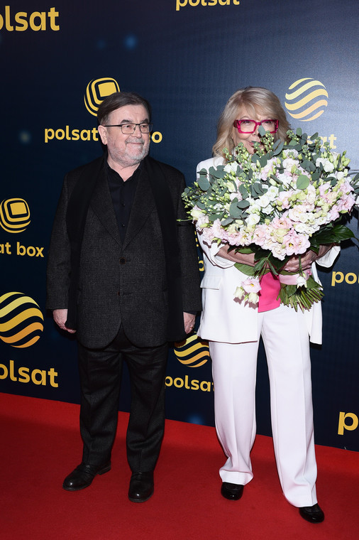 Edward Miszczak i Nina Terentiew pozują na ściance podczas konferencji ramówkowej Polsatu