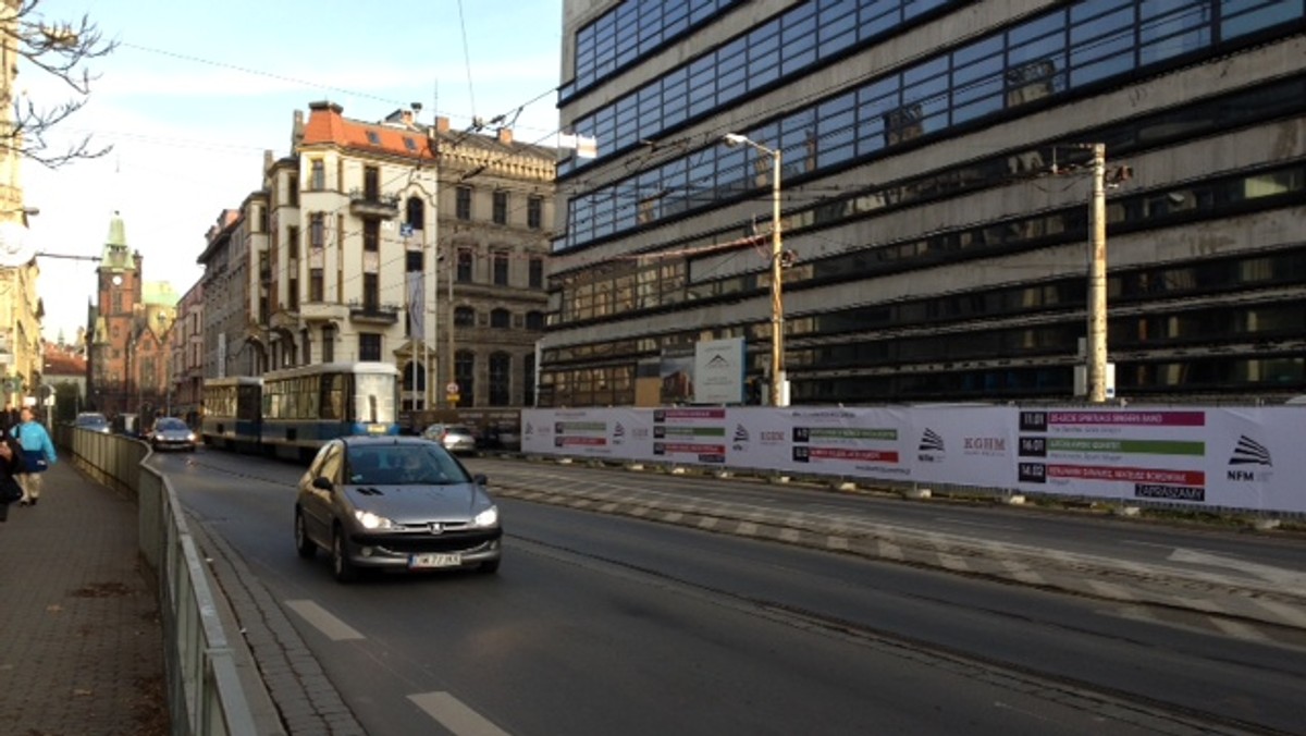 Wiosną przyszłego roku rozpocznie się remont ulicy Krupniczej. W tym samym czasie modernizowana będzie również ulica Zamkowa. Powstanie także nowy przystanek tramwajowy na wysokości ulicy Gepperta.