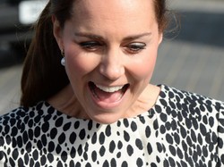 Krecia robota tandetnej pantery: wpadka ciężarnej księżnej Catherine?