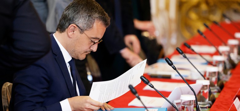 Szef MSW Francji chce zakazu wszelkich demonstracji skrajnej prawicy