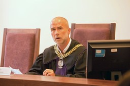 Mgłosiek: TK to przykrywka dla polityków [OPINIA]