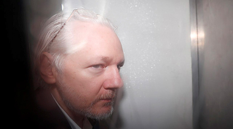 Julian Assange /Fotó: MTI/AP/Frank Augstein