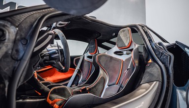 Ten samochód jest sensacją w Polsce. Sprzedano trzy pierwsze auta warte fortunę