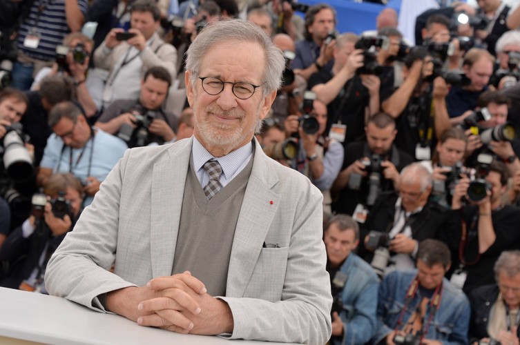 Reżyser Steven Spielberg - zarobił 100 mln dol.