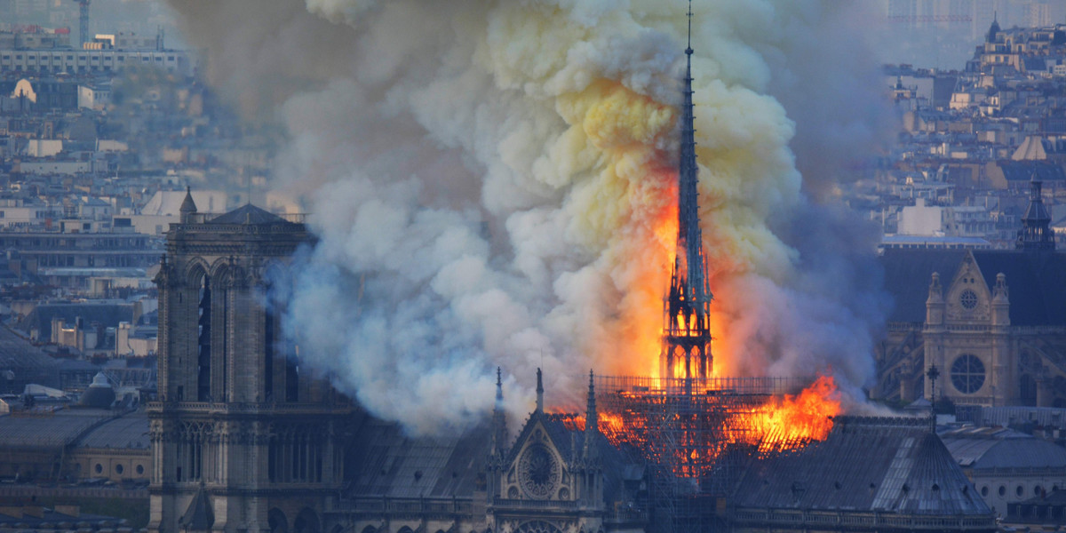 Francja: Pożar katedry Notre Dame w Paryżu. Ocalała polska kaplica