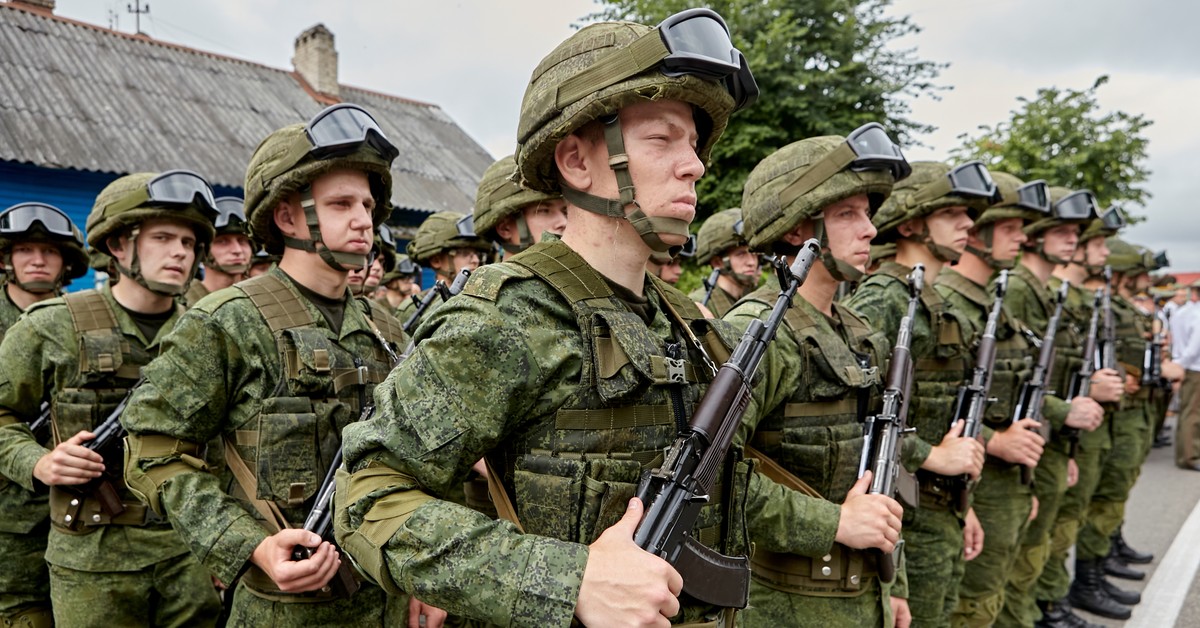 A stir in Belarus. The military walked out of barracks on Lukashenko's orders