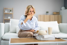 Vreme je da se rešite nadutosti, podrigivanja i gutanja vazduha - ovo su ČETIRI PRIRODNA REŠENJA koja zaista rade!