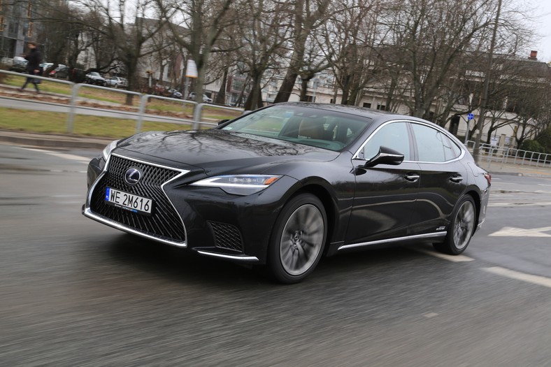 Lexus LS 500h po liftingu teraz już perfekcyjny? TEST