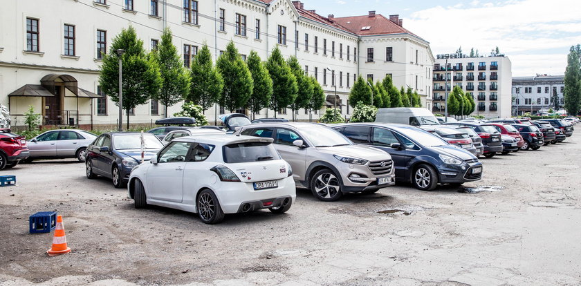 Parking na Karmelickiej zamieni się w park