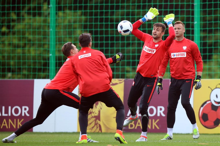 UEFA uczy kibiców wymawiać polskie nazwiska