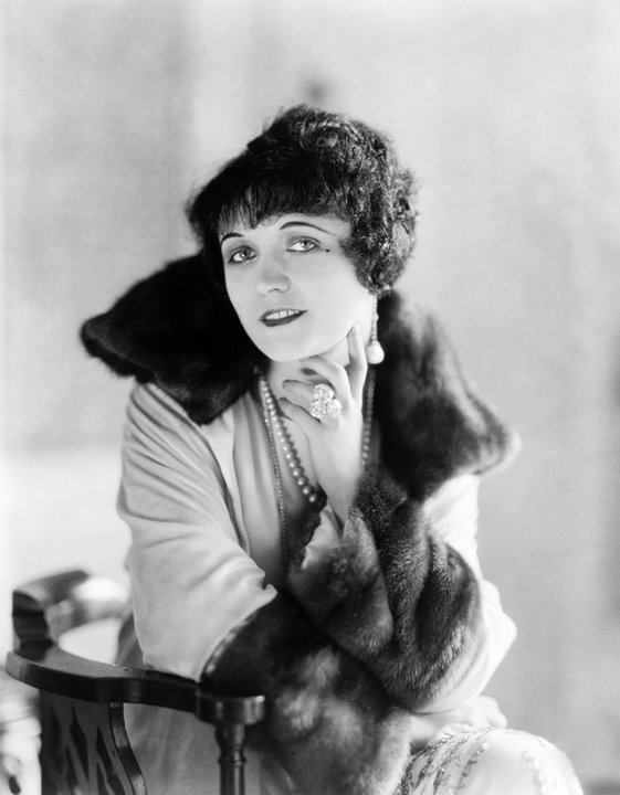 Pola Negri