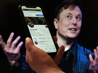 Elon Musk sprzedał pakiet akcji Tesli, by zabezpieczyć się na ewentualną konieczność zakupu akcji Twittera