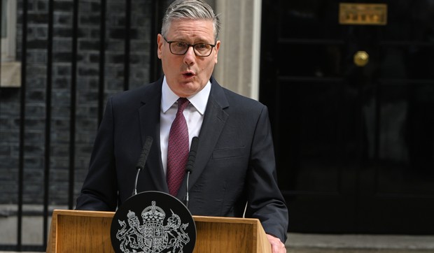Kir Starmer objavio je danas da podnosi ostavku na funkciju premijera Velike Britanije i lidera Laburističke stranke