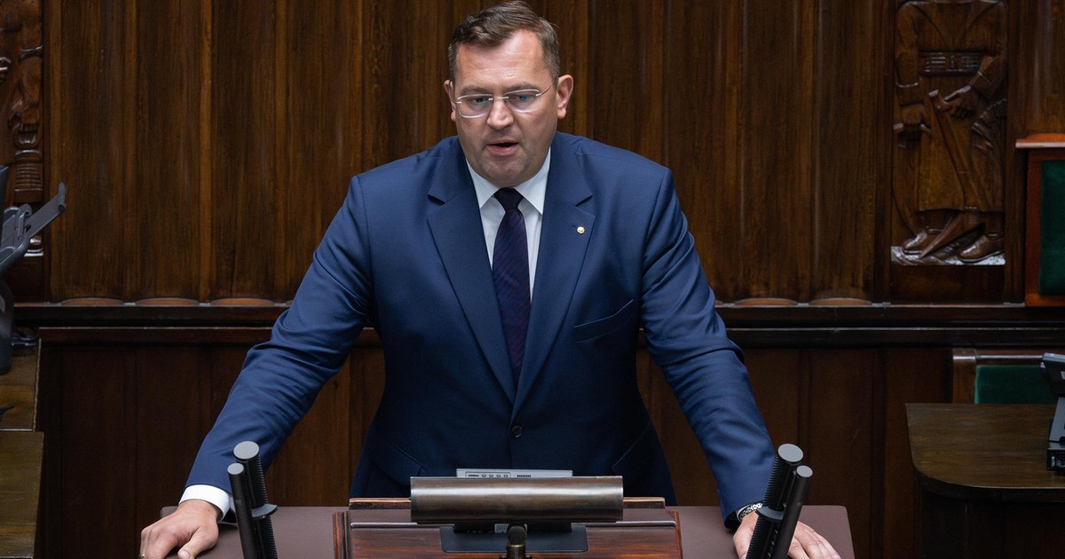 Kontrola w KOWR. Dwa zawiadomienia do prokuratury ws. działki pod CPK