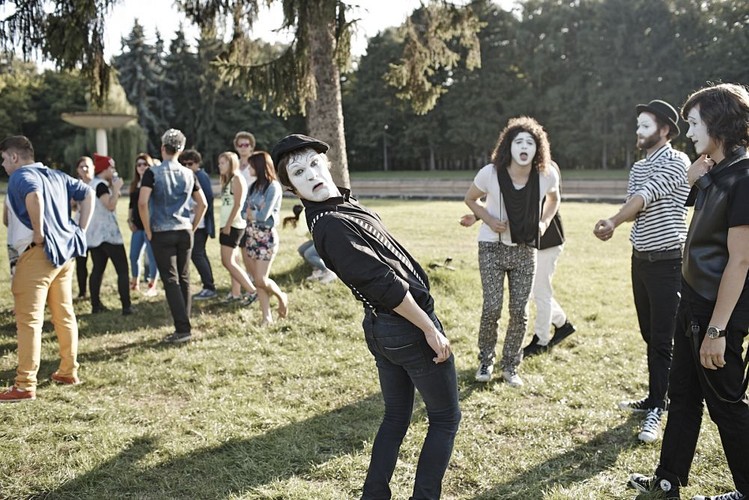 Ewa Farna na planie klipu do piosenki 'Znak'