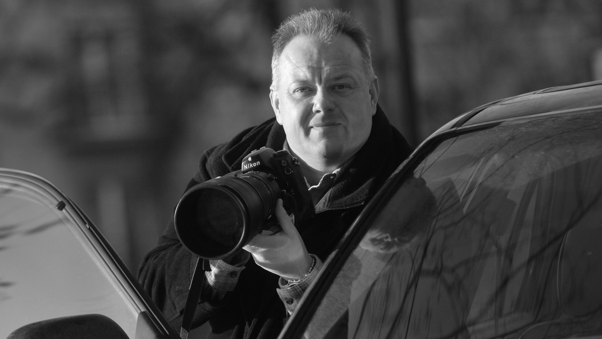 Marcin Popowski, detektyw - współautor książki, która stała się inspiracją scenariusza komedii romantycznej pt. "Porady na zdrady", w reżyserii Ryszarda Zatorskiego - zmarł w środę, na COVID19.