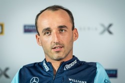 Robert Kubica: Mam nadzieję, że nadal będę kierowcą F1, a nie operatorem koparki