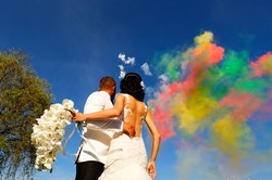 Huczny ślub wywołał oburzenie. Młoda para z zarzutami