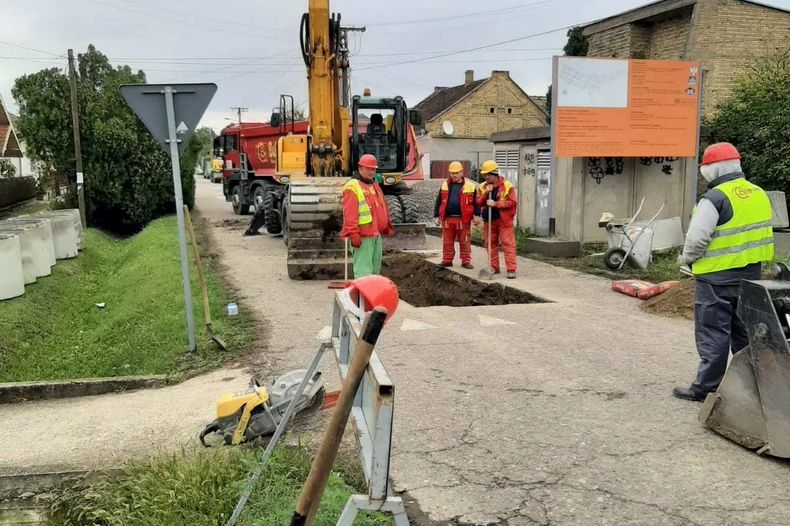 Na području 15 gradova i opština u sklopu projekta "Čista Srbija" do sada je izgrađeno 72.000 metara nove kanalizacione mreže